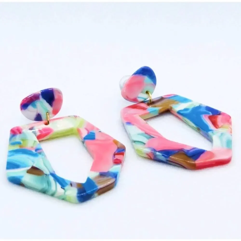 Urban Outfitters Pastel Marble Geometric Chunky Earrings - Picture 2 of 4